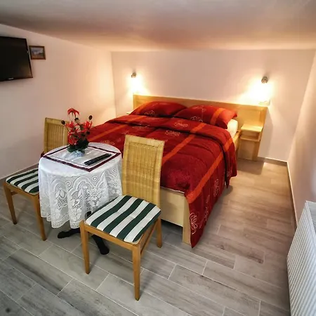 Apartament Keser *